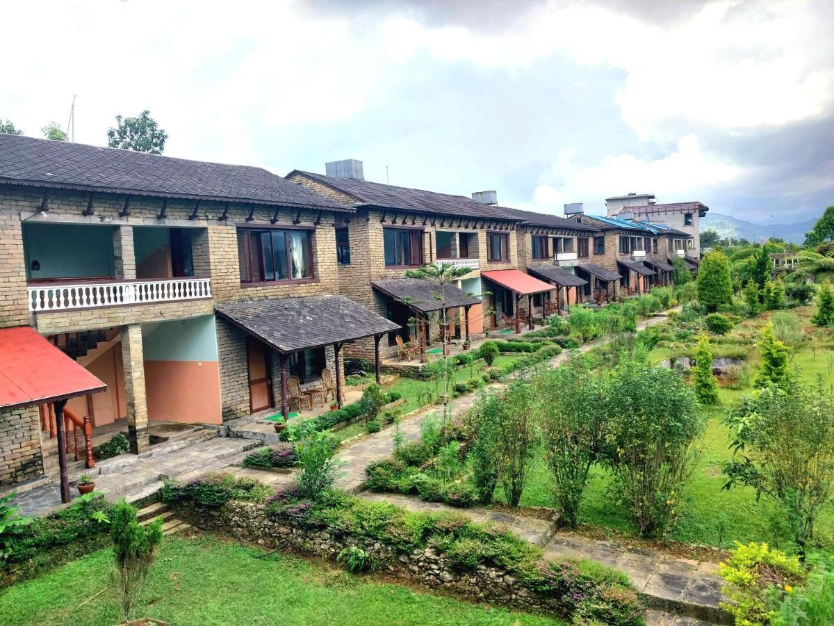 Himalayan Deurali Resort Pokhara Bagian luar foto