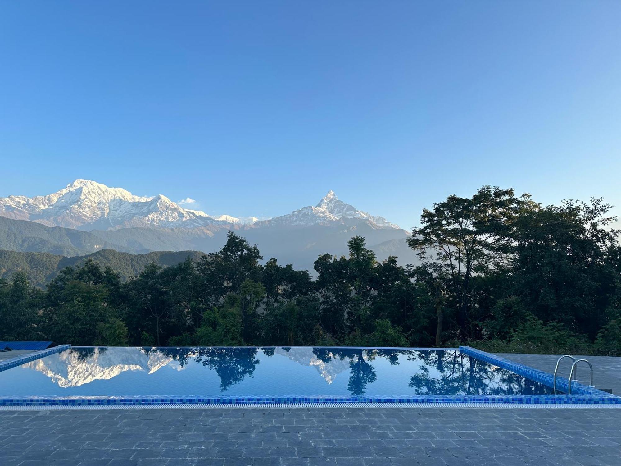 Himalayan Deurali Resort Pokhara Bagian luar foto