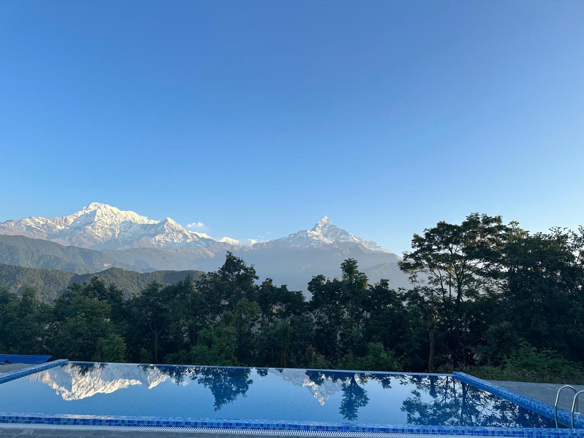 Himalayan Deurali Resort Pokhara Bagian luar foto