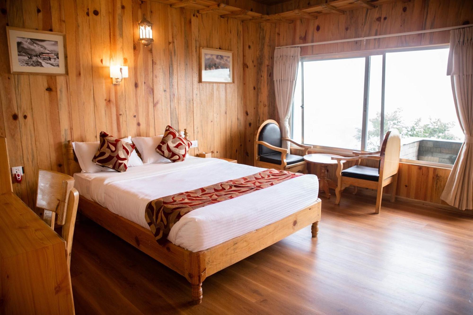 Himalayan Deurali Resort Pokhara Bagian luar foto