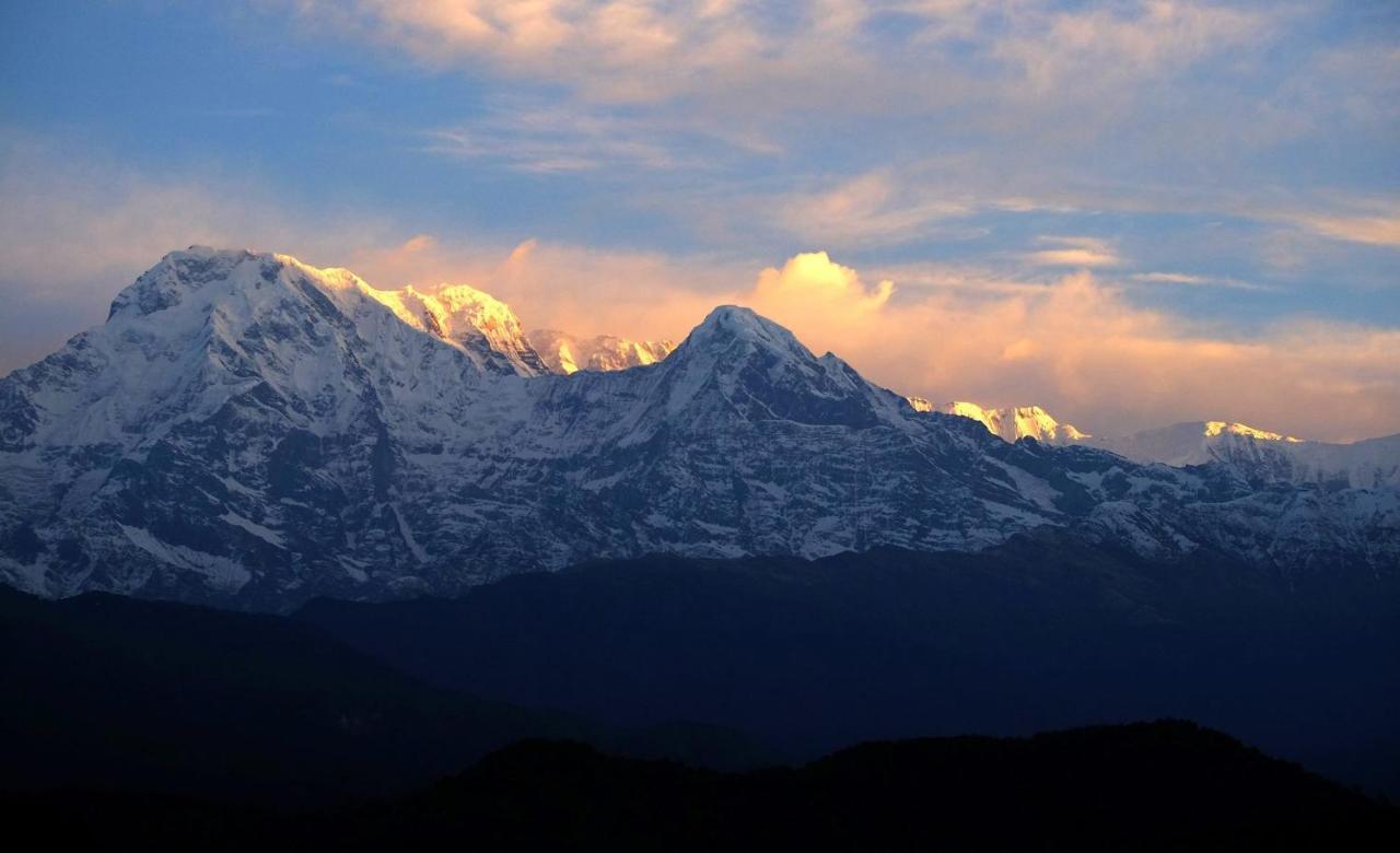Himalayan Deurali Resort Pokhara Bagian luar foto